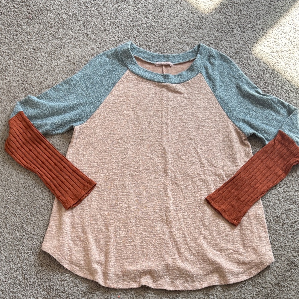 Les Femme from Mindy Mae’s market lightweight color block sweater